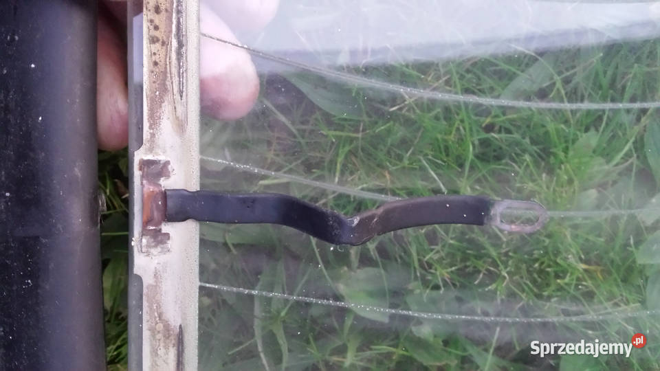 Szyba tylna Mercedes 190 w201 osobowe