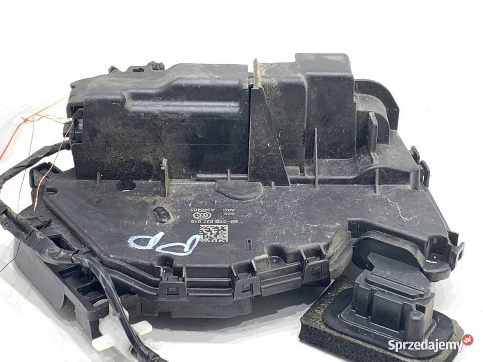 ZAMEK DRZWI PRAWY PRZÓD VW TOURAN Minivan