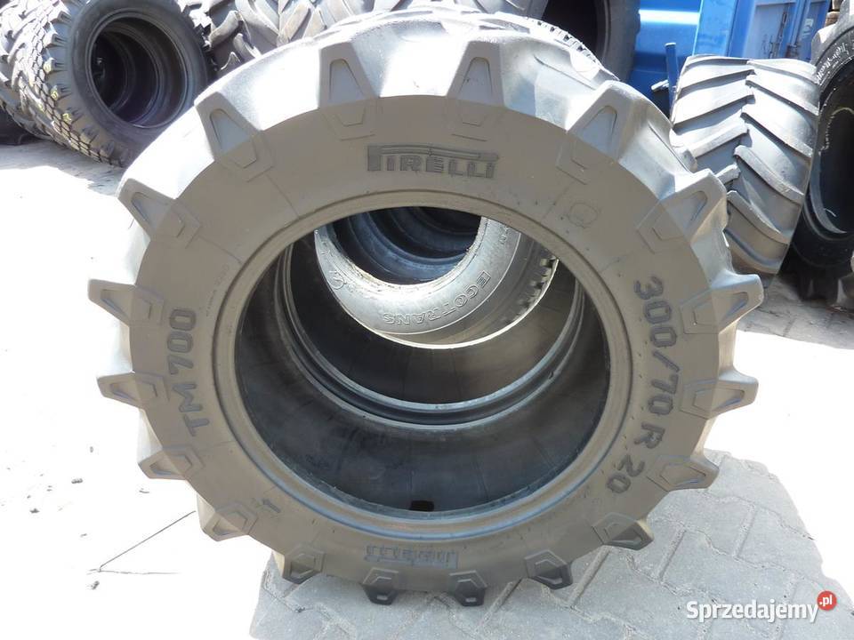 2x Opona używana rolnicza 30070R20 PIRELLI TM700 podlaskie