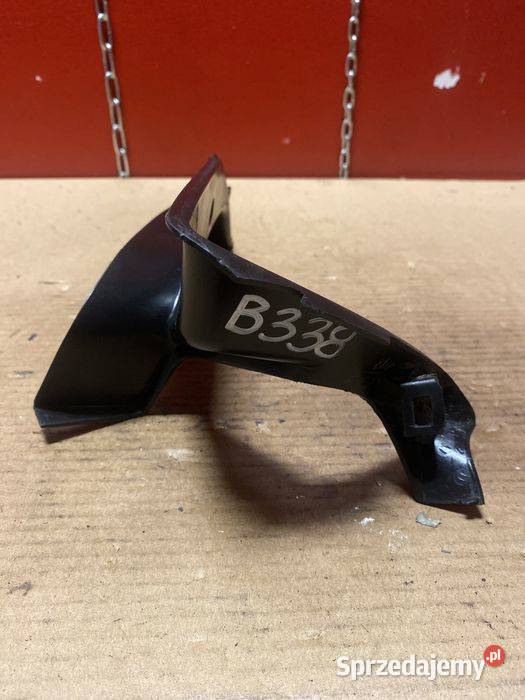 Honda CBF 125 prawe wypełnienie czaszy B338 Poznań