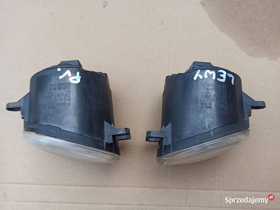 Toyota Avesnes Auris Yaris RAV4 Halogen Lewy dolnośląskie Bolesławiec