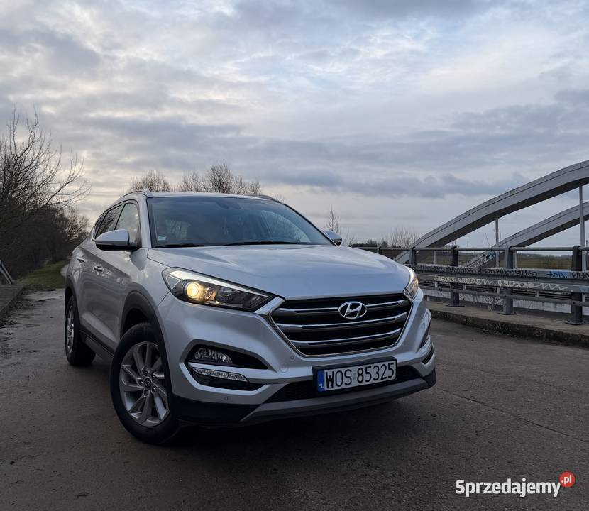 Hyundai Tucson 2015 20 CRDI 4x4 bogate nieuszkodzony Ostrołęka sprzedam
