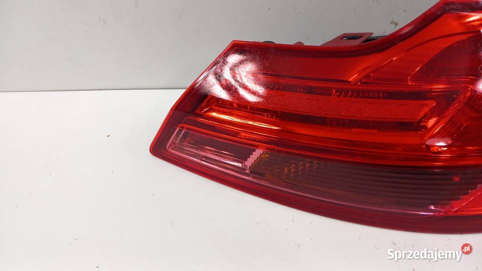 OPEL INSIGNIA A KOMBI LAMPA TYŁ PRAWA Zbierkowo