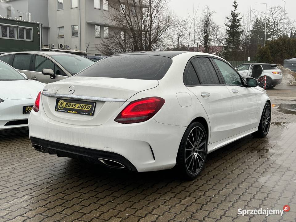 MercedesBenz C 300 2019 Warszawa