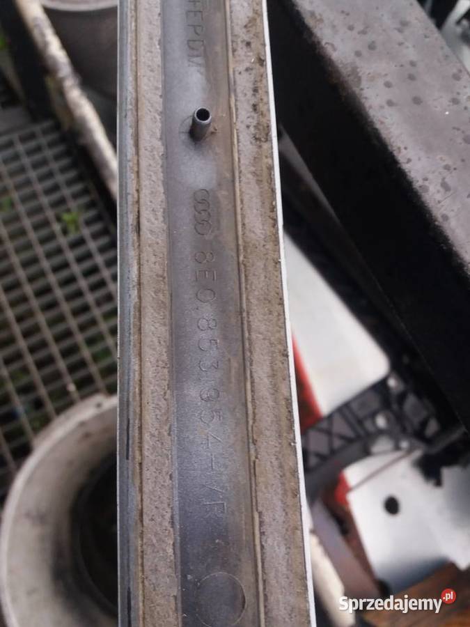 Audi A4 B6 Listwa Drzwi Przednich Lewych