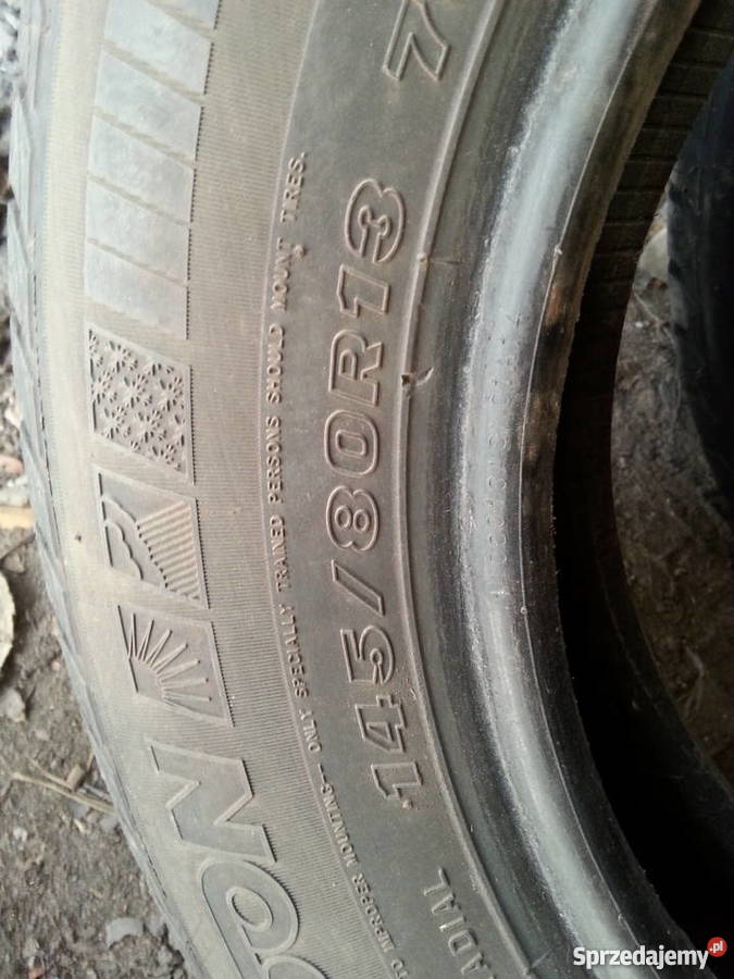 Sprzedam ładne 2 opony wielosezonowe Rozmiar 13" Chodel sprzedam