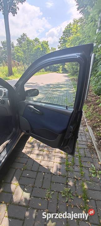Sprzedam Fiata Punto 2 12 benzyna 2003 Knurów sprzedam