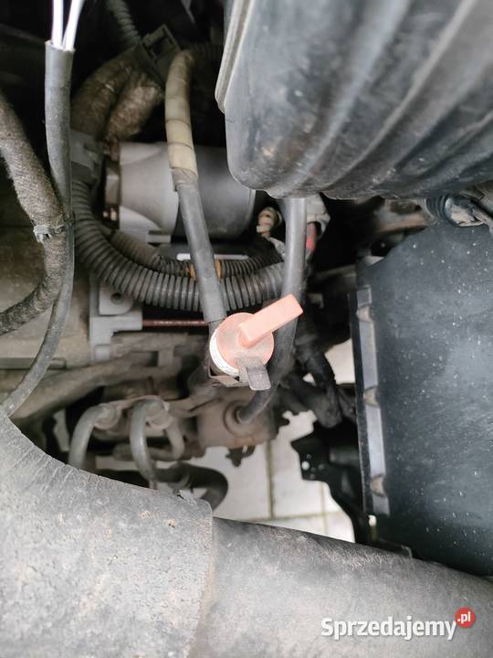 Toyota Avensis 2004 2000cm3 Krosno