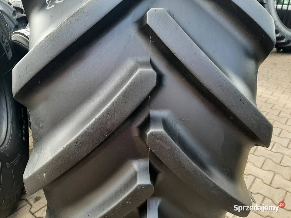 Opona używana rolnicza 60065R28 MIECHELIN Zaścianki