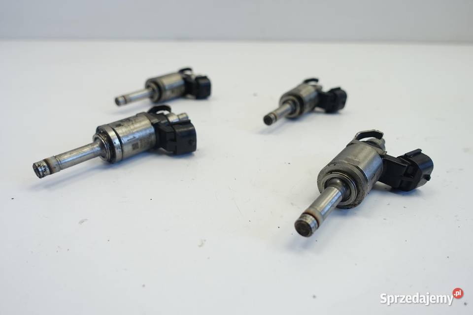 WTRYSKIWACZ Mazda 2 III 15 16V wtrysk P50113250 osobowe Motoryzacja Chełm