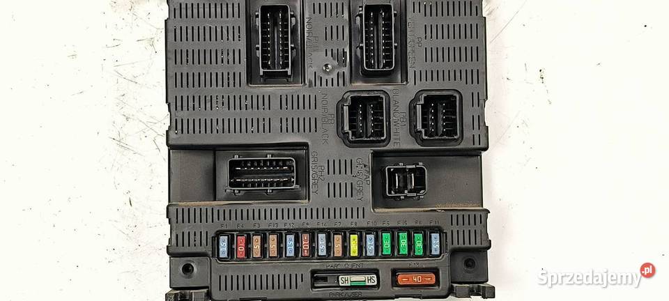 SKRZYNKA BEZPIECZNIKÓW CITROEN C3 9664156780 Lipno