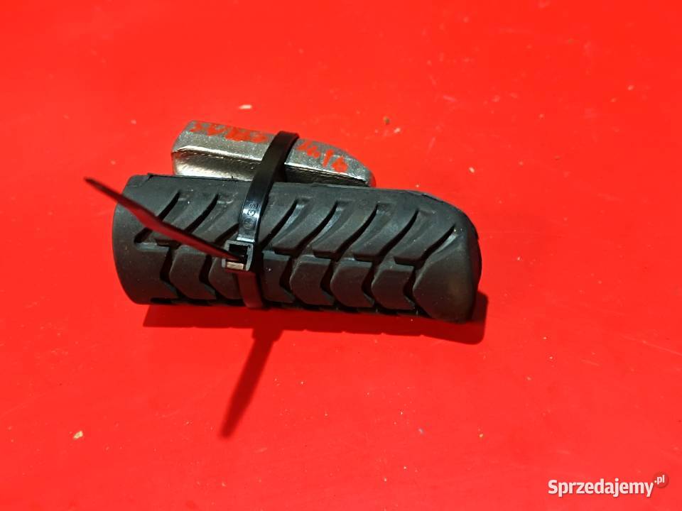 KAWASAKI Z650 Z 650 STOPKA NÓŻKA SET PODNÓŻEK Wrocław