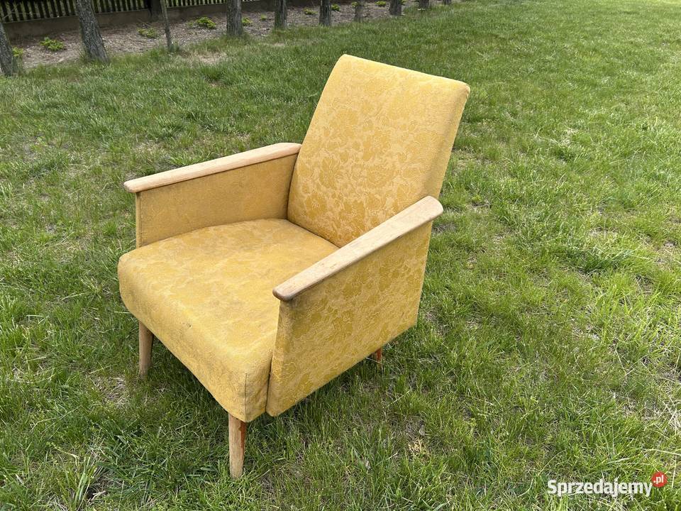 Fotel żółty PRL vintage retro Milanówek
