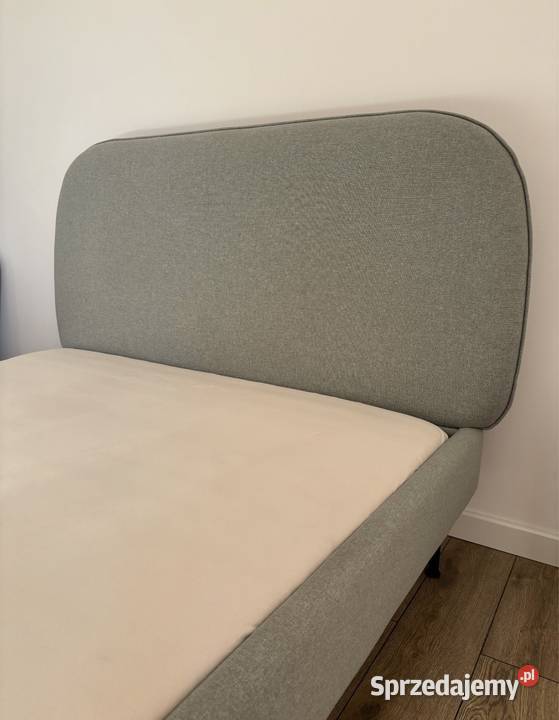 łóżko tapicerowane 140x200 light green vintage Częstochowa