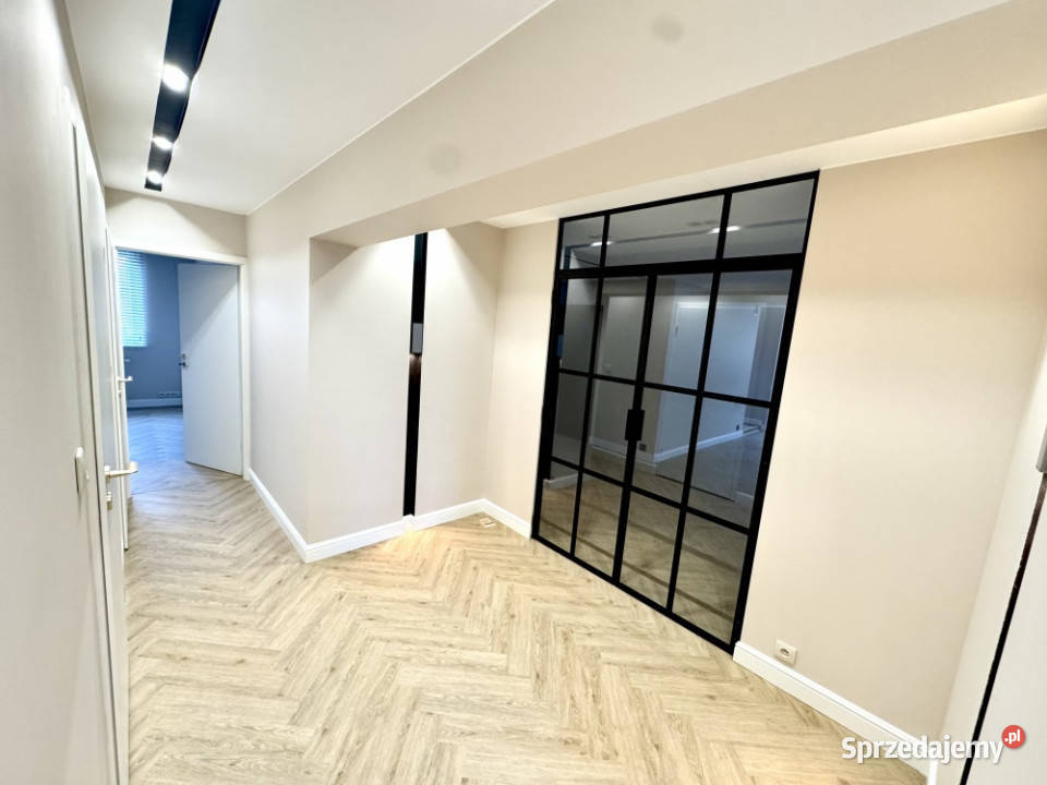 Przestronne mieszkanie z dwoma tarasami i 165m2 sprzedam