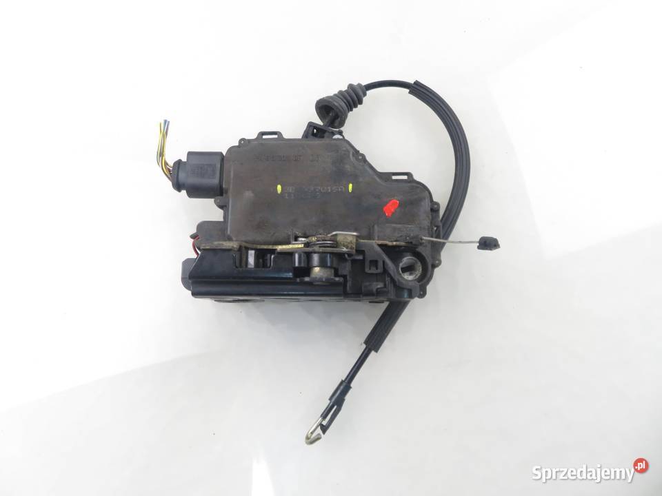 ZAMEK LEWY PRZEDNI LEON I 3B1837015A