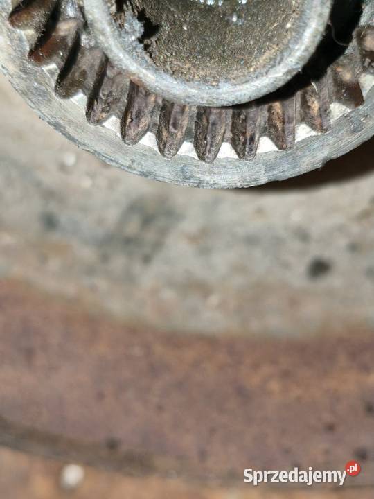 Piasta koła falbana Ural M63 M66 M67