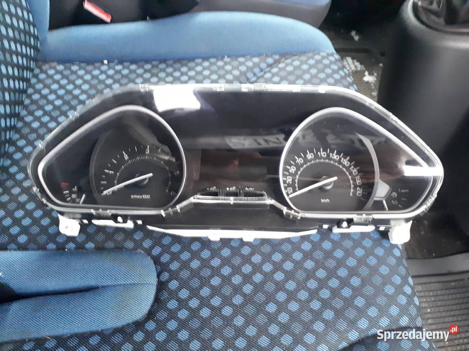 Peugeot 208 licznik zegar diesel Motoryzacja Kielce