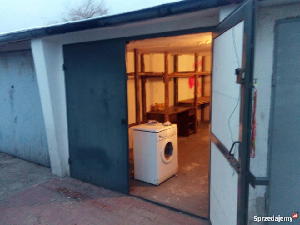 Garaż Zabrze Gdańska obok multikina