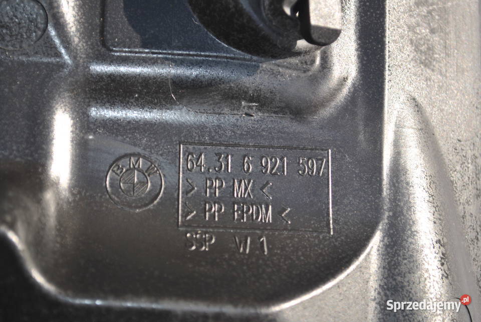 Obudowa kanału powietrza kabiny BMW E60 E61 E63 śląskie Poręba