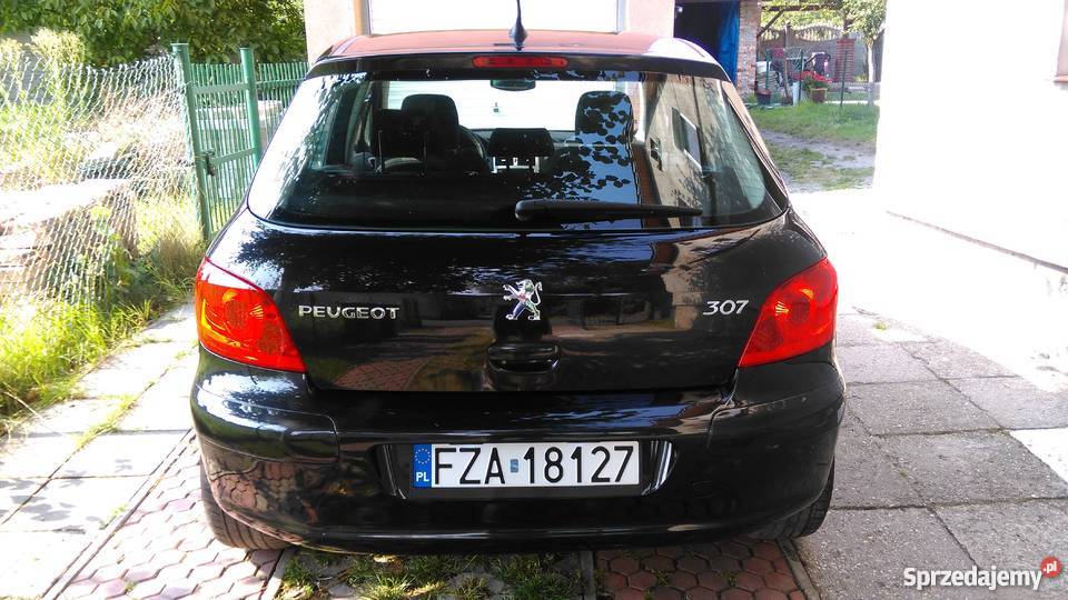 Czarny PEUGEOT 307 II 16 16V Pb 2006 HB 5 drzwi garażowany Żary