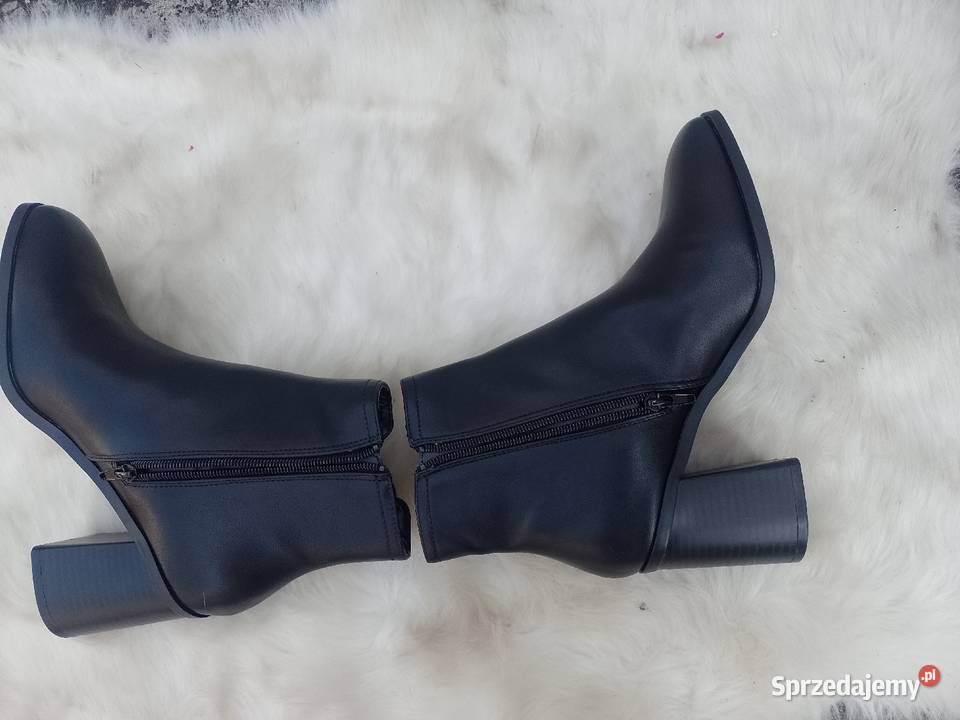 40 Look Czarne botki biznesowe z Londynu NOWE 25.4cm Moda i Styl Kraków