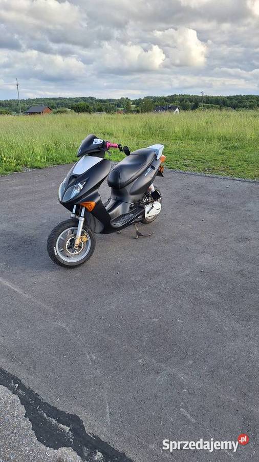 Sprzedam zamienie skuter marki Honda x8rs 70cc skuter sprzedam