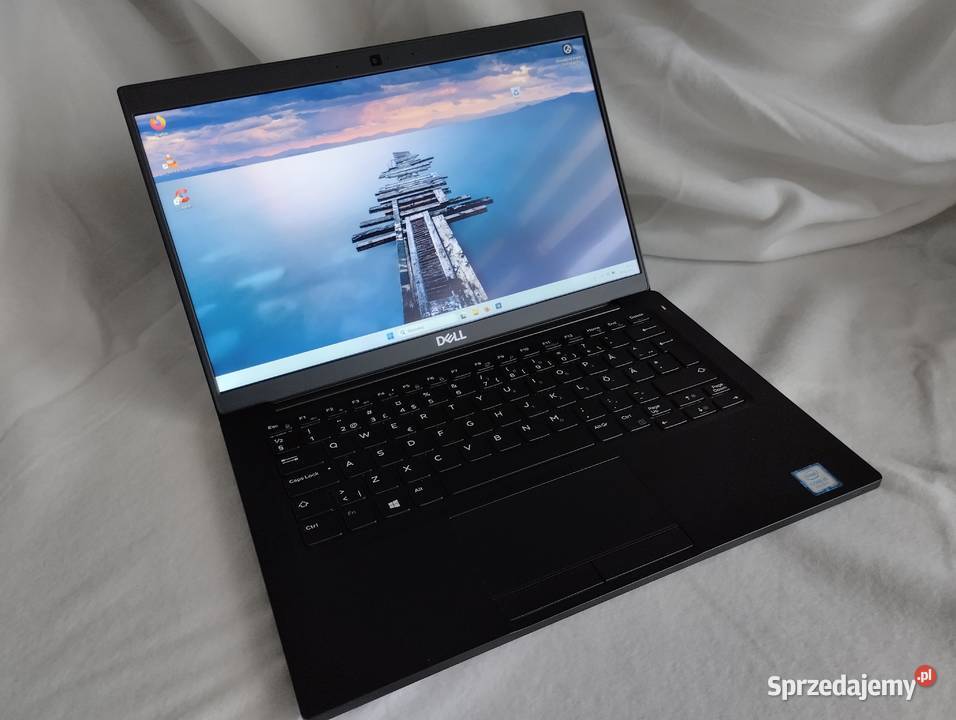 DELL Latitude 133 7390 Windows 11 intel i5 Dell Chełm