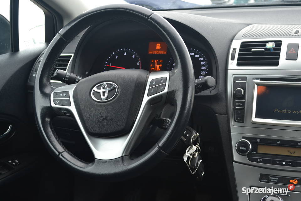 Toyota Avensis z Niemiec OPŁACONA 98 Rok produkcji 2013 Zgorzelec