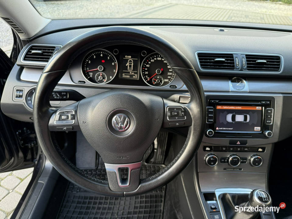 Volkswagen Passat 18 TSI 160 Klimatronik Xenony 1798cm3 Orzech