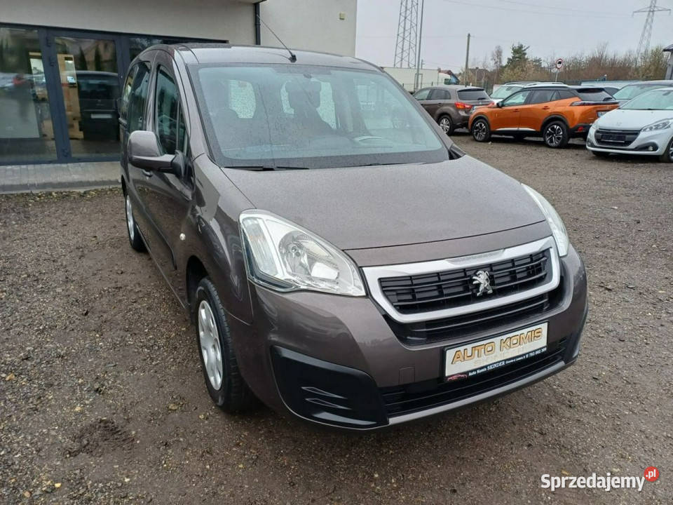 Peugeot Partner 1 wł Serwis Bezwypadkowy Klima 4/5 Chrzanów