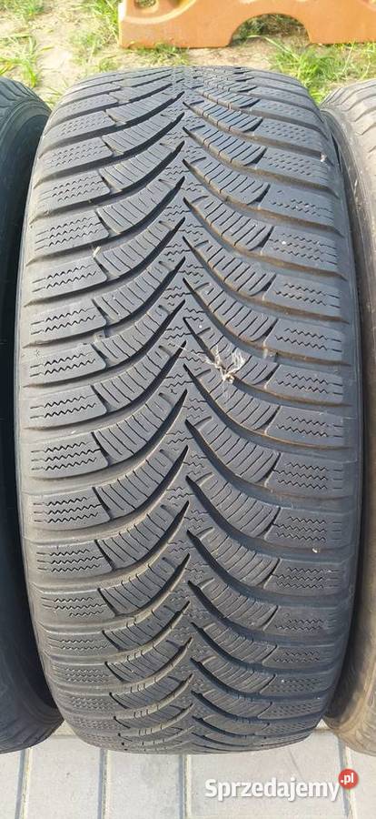 Komplet opon zimowych hankook 205 55 55