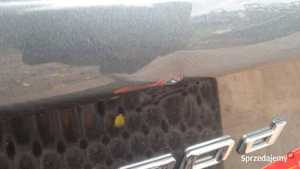 BMW E90 FL SEDAN KLAPA TYŁ A81 Zbierkowo