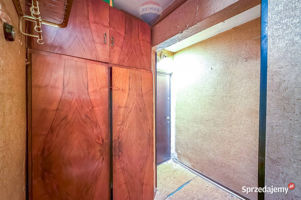 Kawalerka z balkonem i widokiem Bałuty 30 m wielka płyta Łódź sprzedam