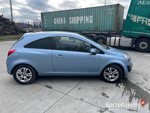 Opel Corsa D 2014 LPG stan niezawodny oszczędny lakier metallic Corsa Gdynia