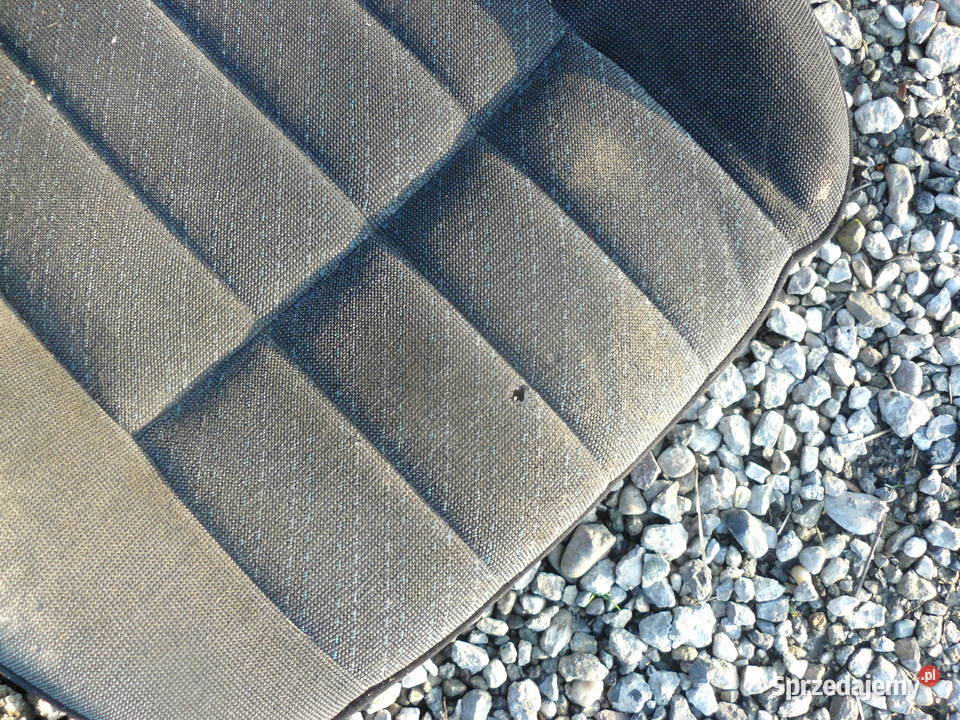 Fotel prawy lewy kanapa tylna Volkswagen Passat Wyposażenie wnętrza Kraków sprzedam