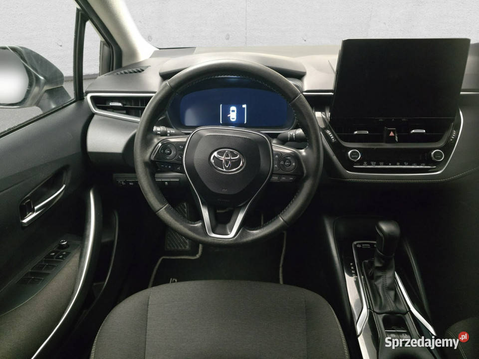 Toyota Corolla Seria E16 2012 Komorniki sprzedam