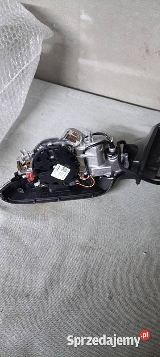 NOWE ORYGINALNE LUSTERKO LEWE SKODA SUBERB Luzino