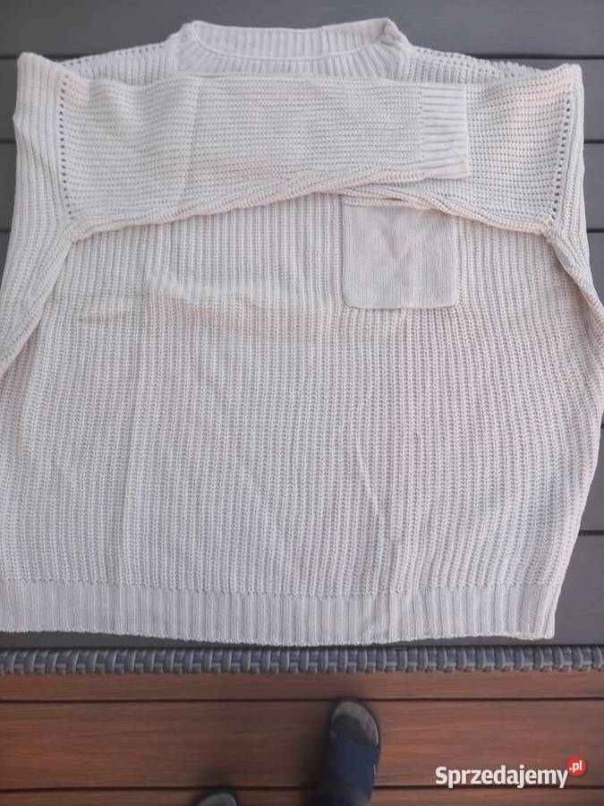 Beżowy sweter damski Florboom Oversize rozmiaru Wkładane przez głowę