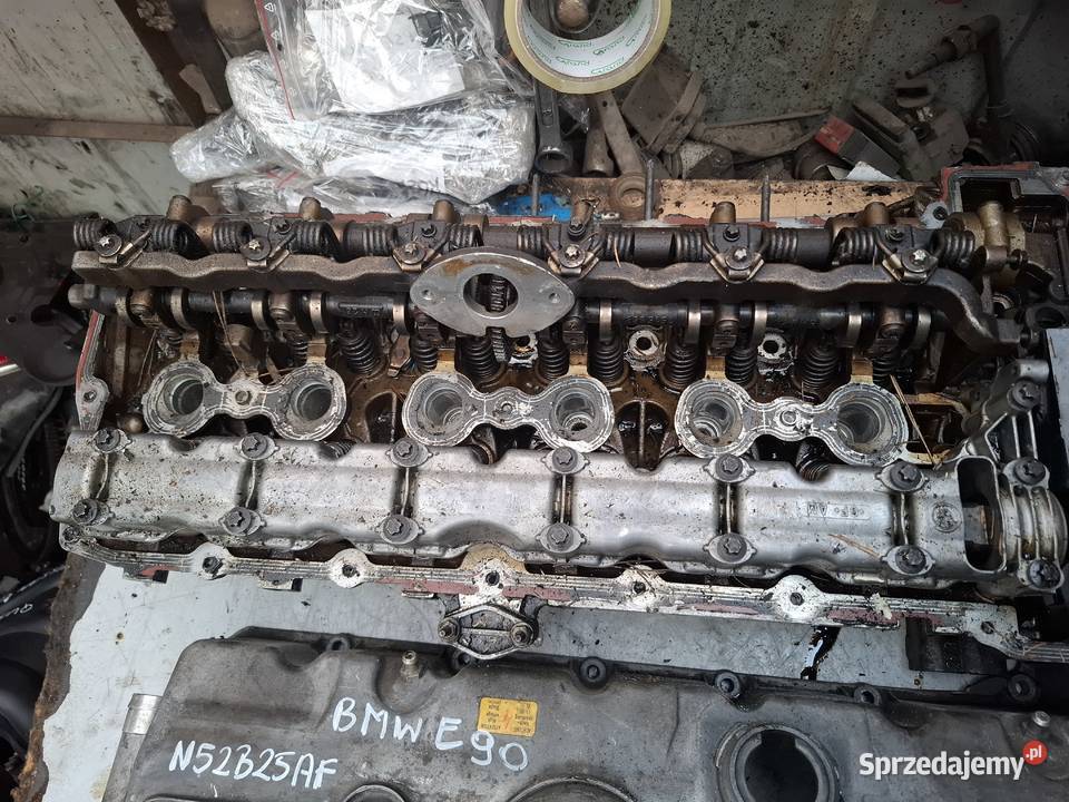 BMW E60 E90 25 N52B25AF głowica pokrywa walki Głowice cylindrów Kielce sprzedam