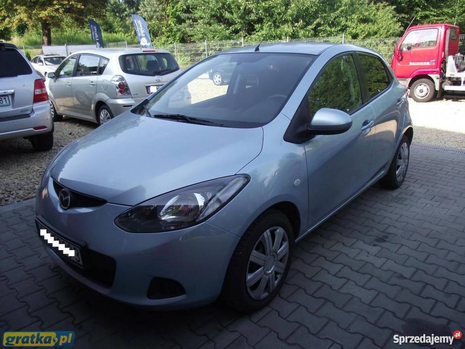 Nieuszkodzony Mazda 2 niebieski Hatchback 2 Chrzanów