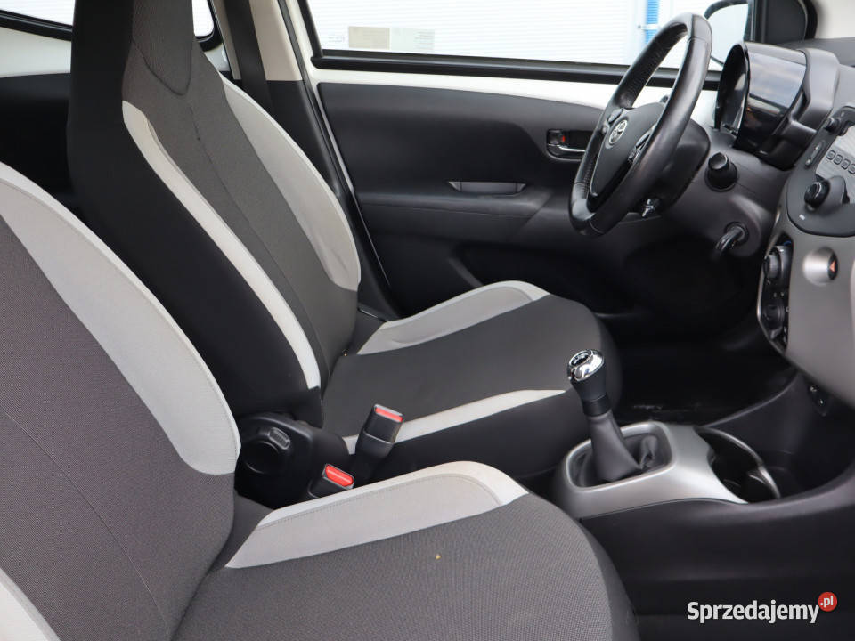 Toyota Aygo 10 VVTi bluetooth Piaseczno sprzedam