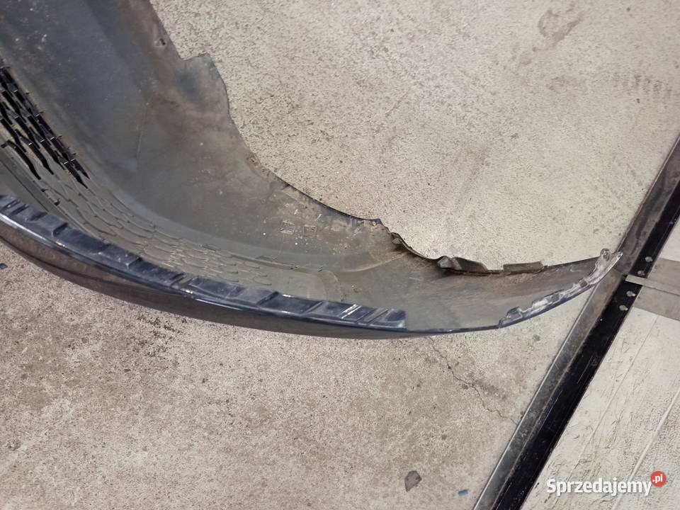 Zderzak przedni VW caddy 2k7 czarny orginalny Zderzaki Rzeszów