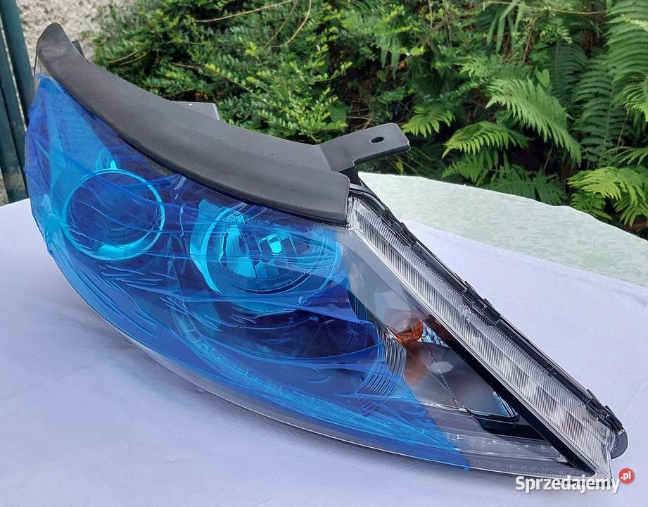 REFLEKTOR LAMPA PRZEDNIA PRAWA KIA SPORTAGE III prawe