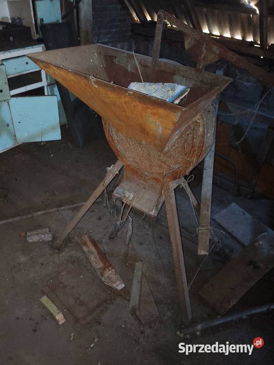 Śrutownik bijakowy Sompolno sprzedam