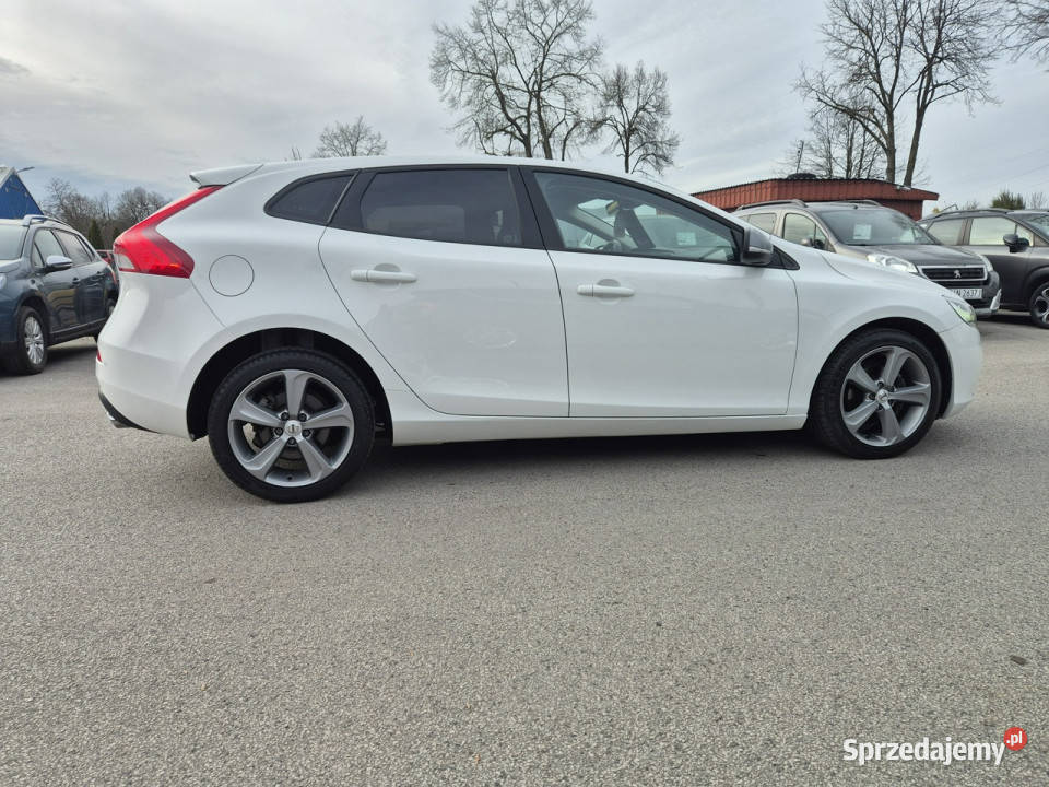 Volvo V40 20D 120 D2 II 2012 2000cm3 Gniewkowo