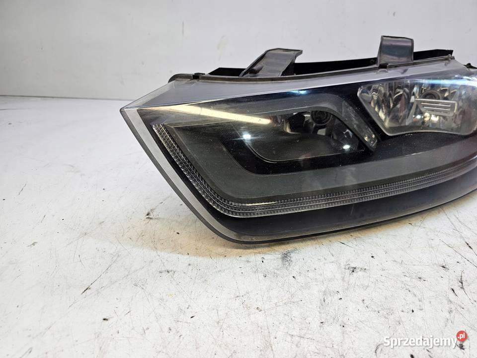 REFLEKTOR LEWY ZWYKŁY AUDI Q3 8U 8U0941003N