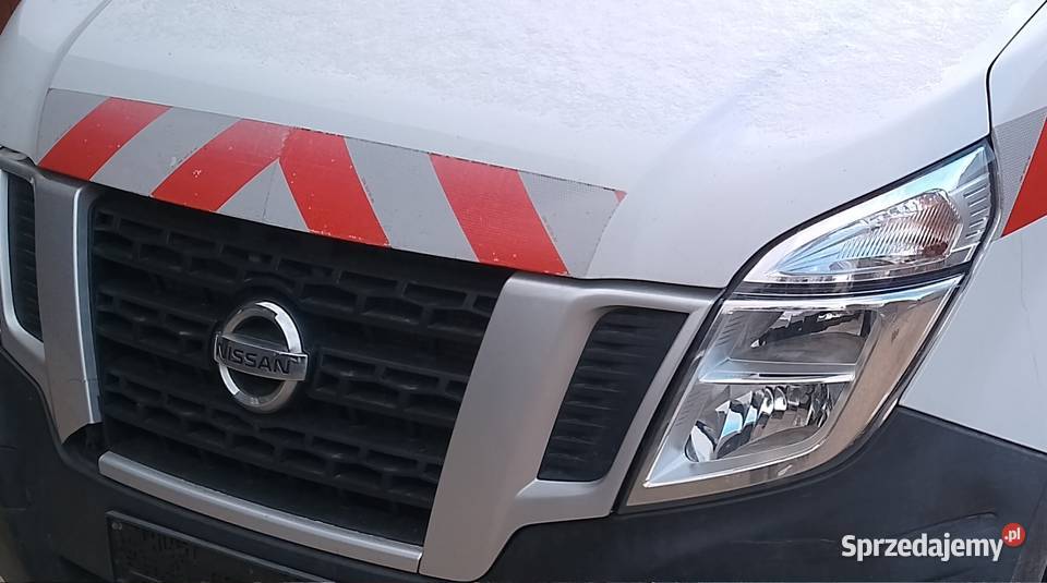 Znaczek przód do Nissan NV400 do grilla