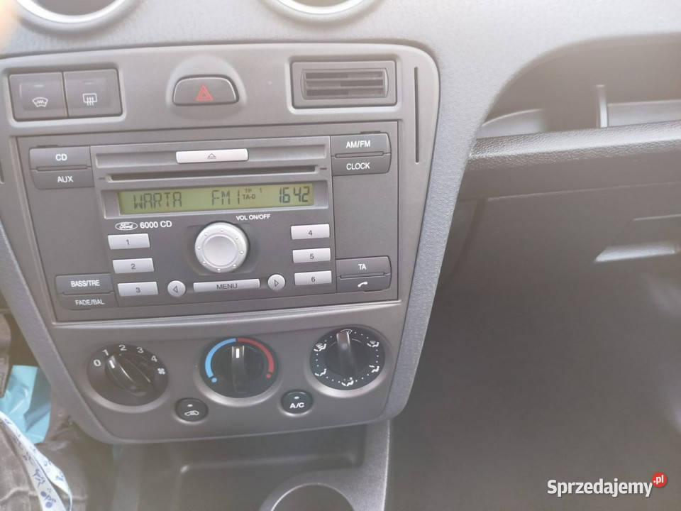 Ford Fusion manualna