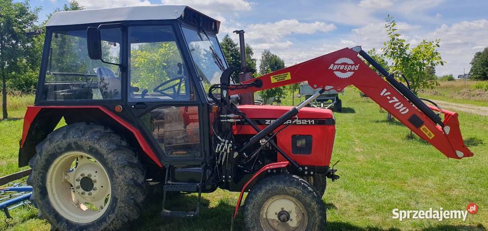 Wytrzymały Ładowacz Tur c360 Zetor MF Dostawa Zawoja
